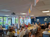Feestelijk 100e seniorendiner Obdam in De Horstenburgh