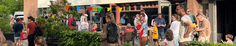 Feest tijdens de Avond4Daagse in Wognum